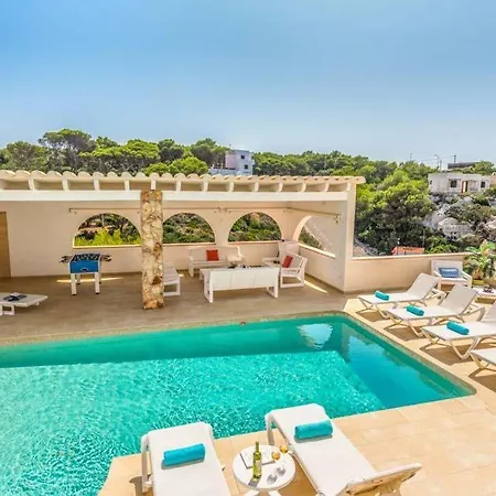 Cala En Porter Sleeps 10 Pool Air Con Wifi Vila Cala En Porter (Menorca)
