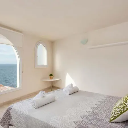 Vila Cala En Porter Sleeps 10 Pool Air Con Wifi
