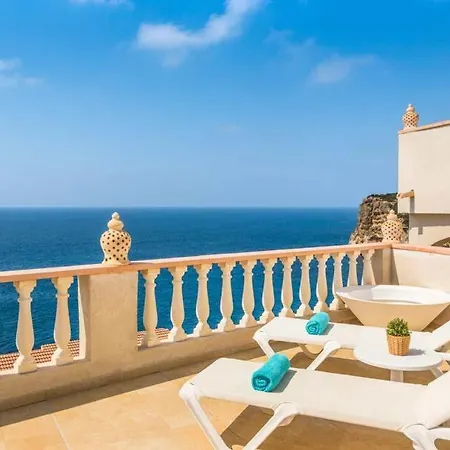 Cala En Porter Sleeps 10 Pool Air Con Wifi Cala En Porter (Menorca)