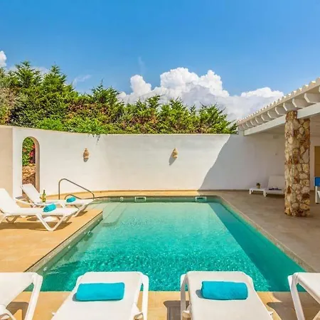 Cala En Porter Sleeps 10 Pool Air Con Wifi * Cala En Porter (Menorca)