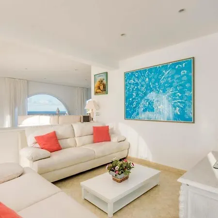 Cala En Porter Sleeps 10 Pool Air Con Wifi * Cala En Porter (Menorca)