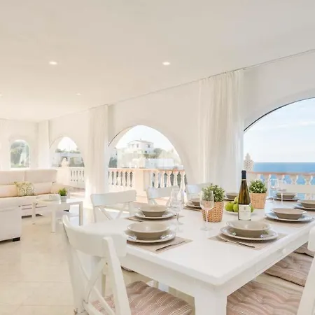 Cala En Porter Sleeps 10 Pool Air Con Wifi Villa Cala En Porter (Menorca)